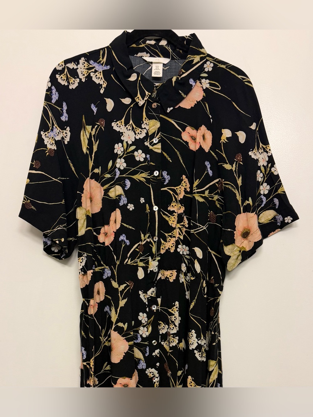 H&M Maxi Dress Dark Florals Short Sleeve Mother of Pearl Buttons